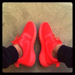Nike | Roshe One Run | Rosherun Triple Varsity